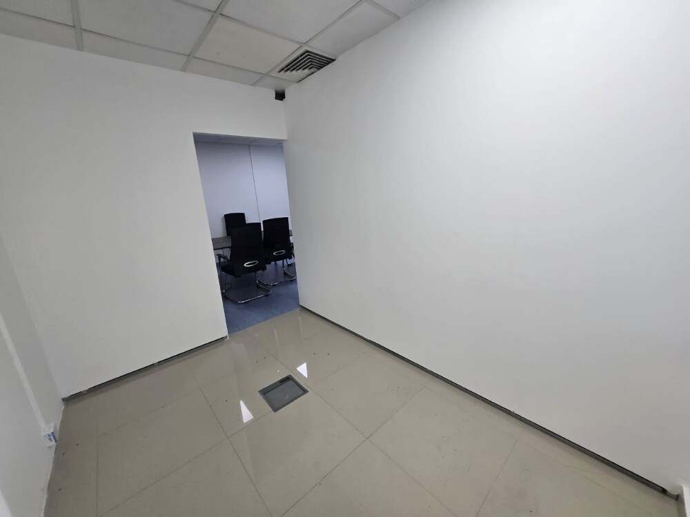 Office for rent / C Ring Road - 4