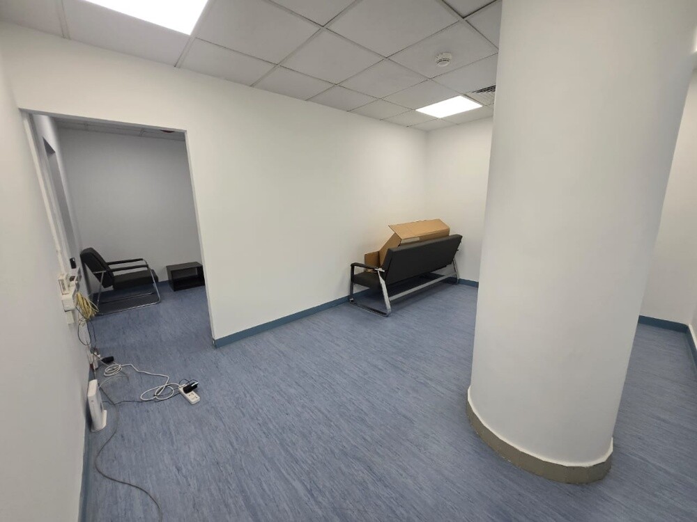 Office for rent / C Ring Road - 12