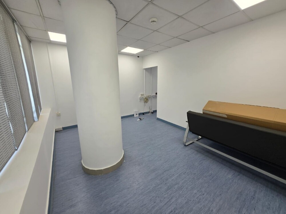 Office for rent / C Ring Road - 9