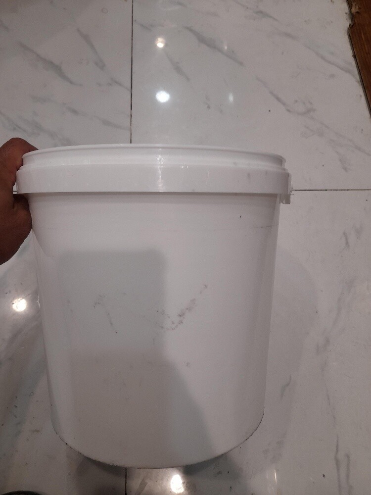 plastic bucket - 1