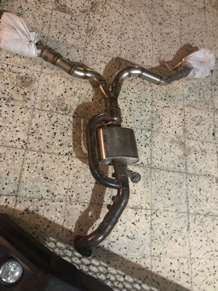 Suzuki 2025 exhaust front bumper - 1