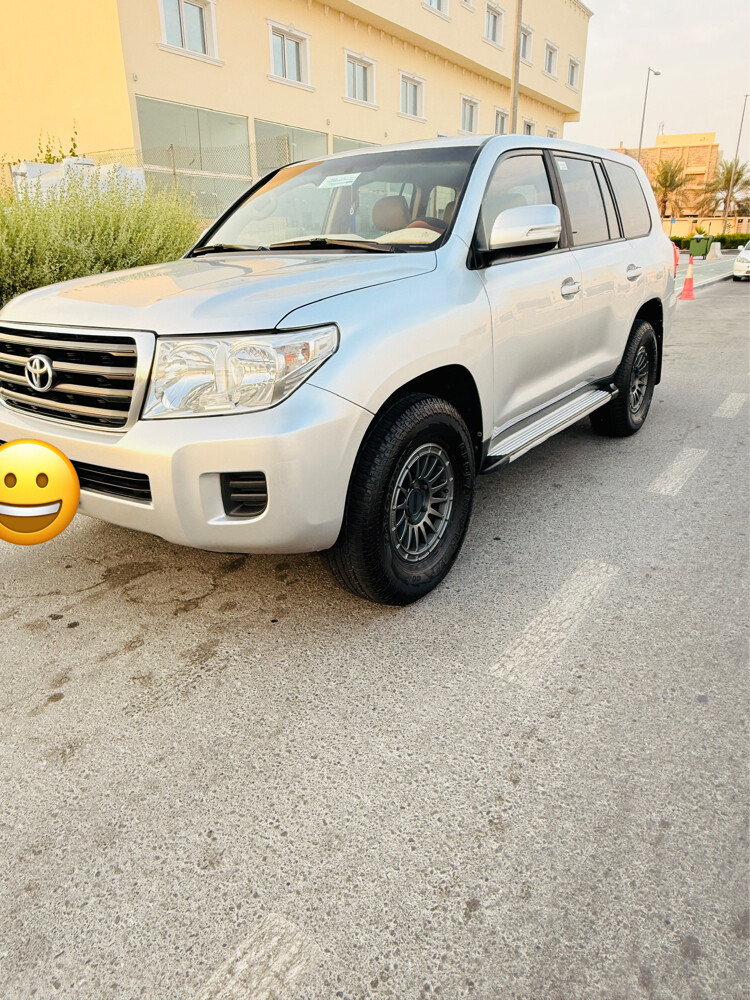 Urgent Sale Land Cruiser 2015 - 1