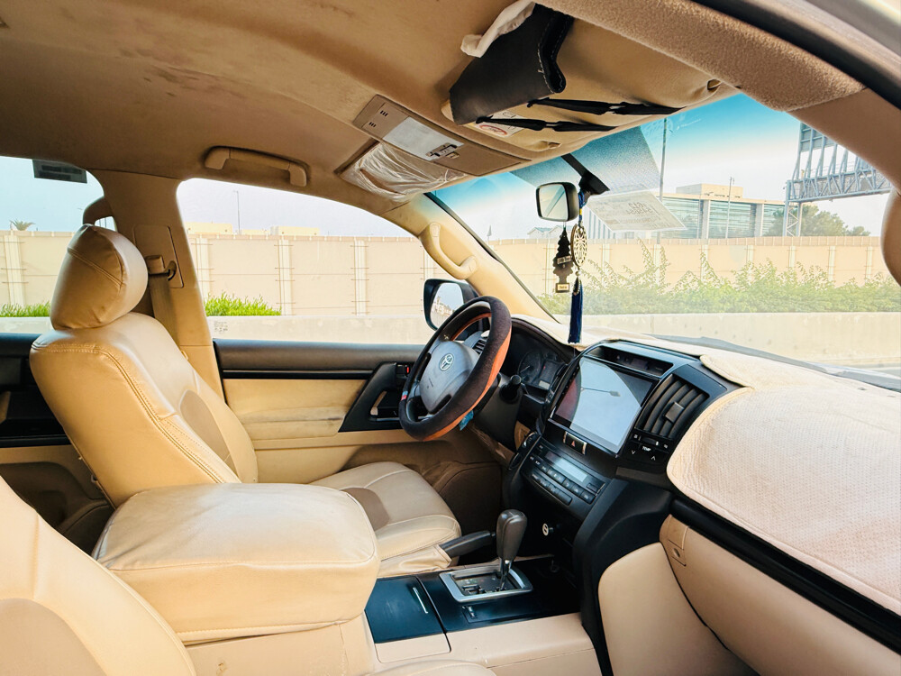 Urgent Sale Land Cruiser 2015 - 10