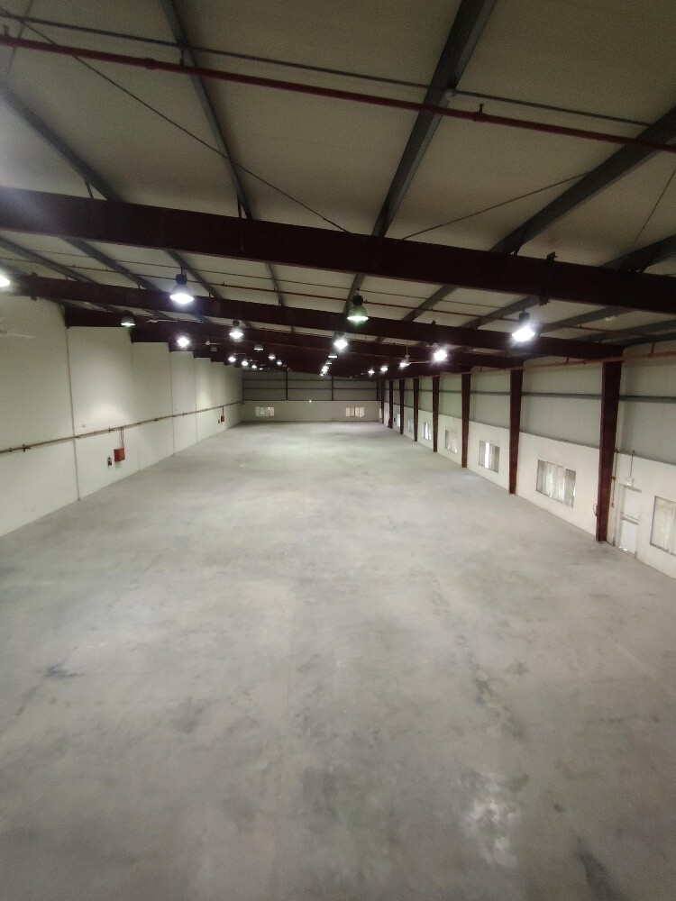 1800sqm,2Big office,1Rom - 18