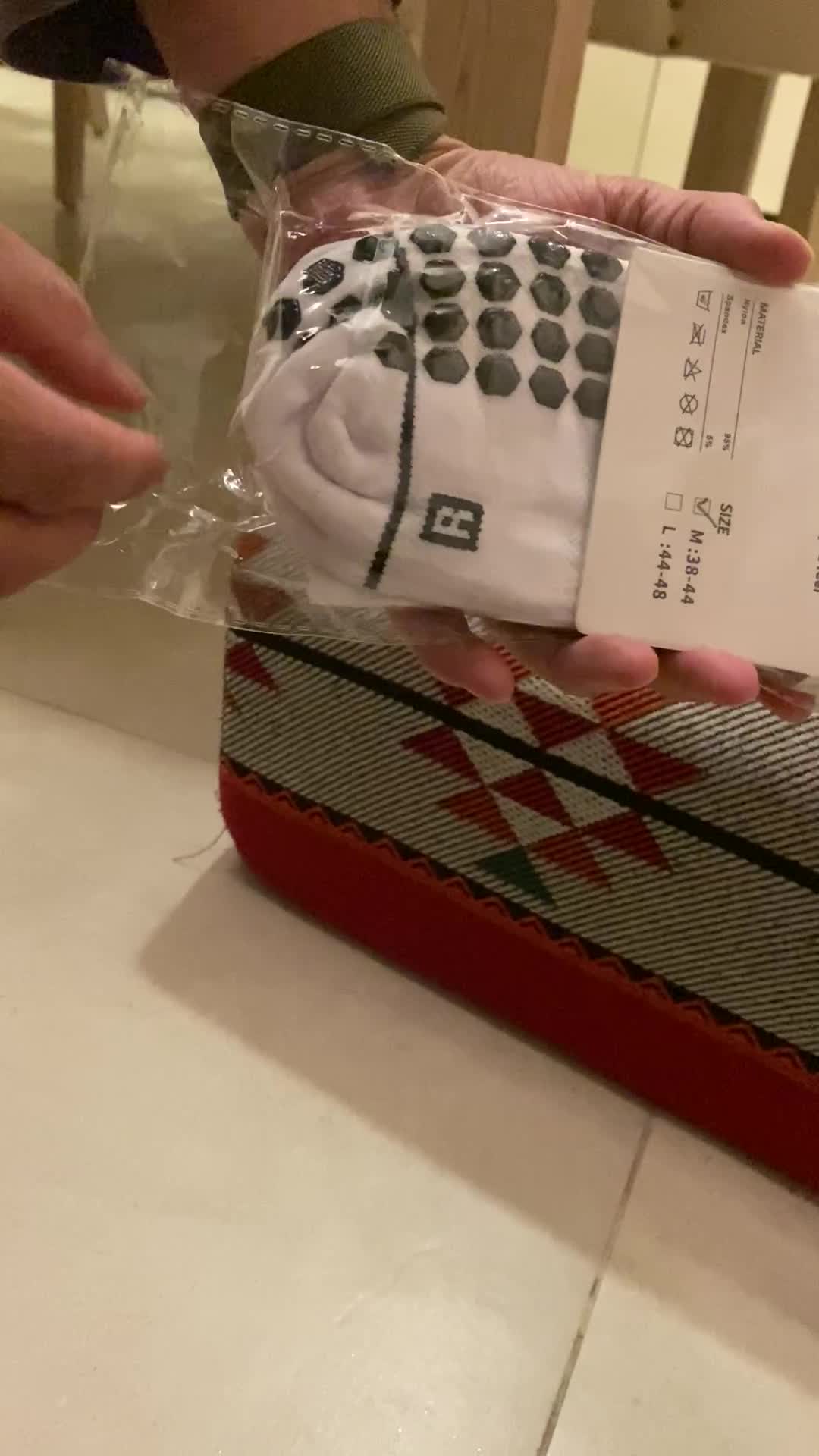 Tempo Padel Socks for Grip - 14