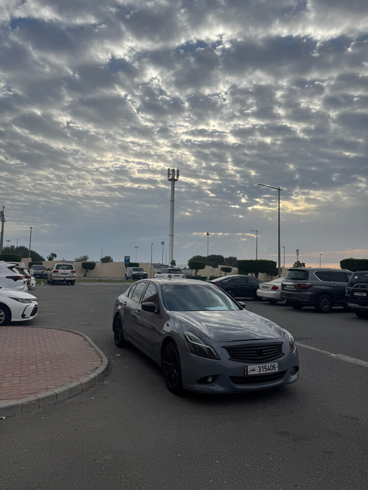infiniti g37 2011 - 5