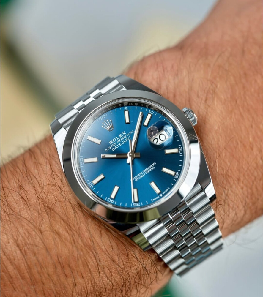 Rolex watches are available  - 15