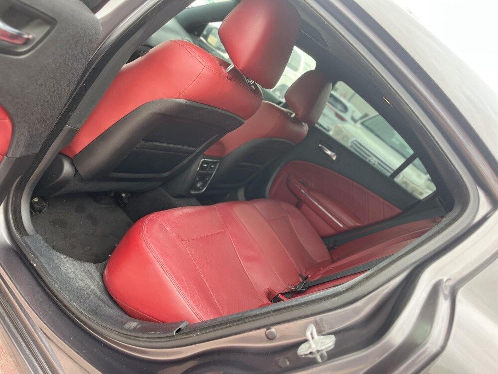 dodge charger RT 2014 — photo 9 for sale in Qatar
