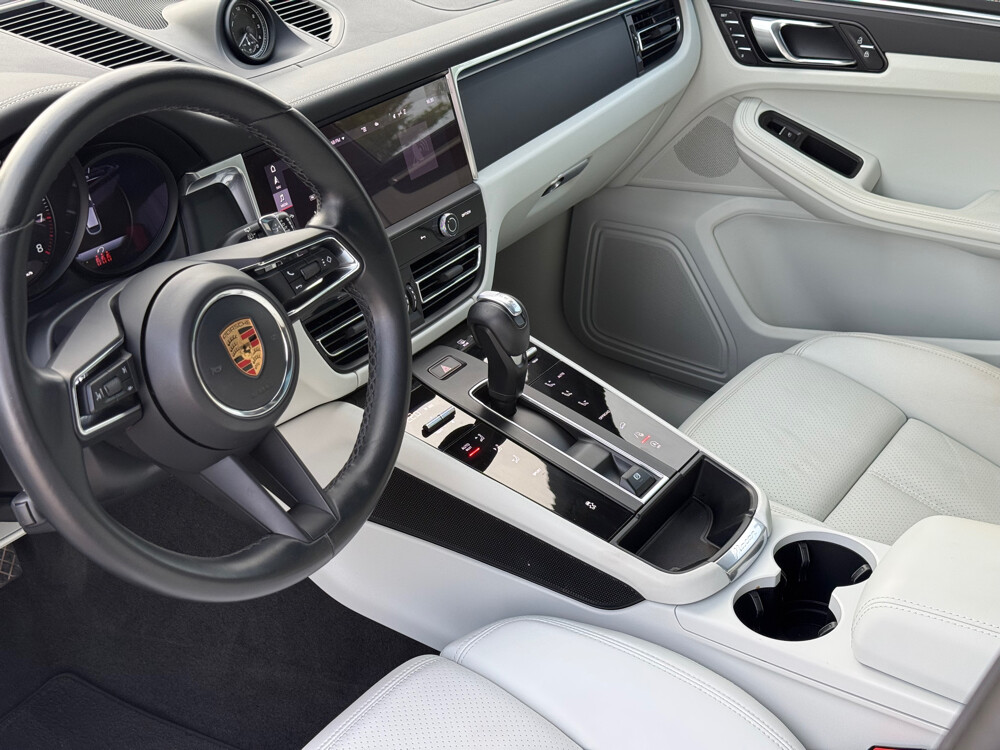 porche Macan 2023 — photo 18 for sale in Qatar