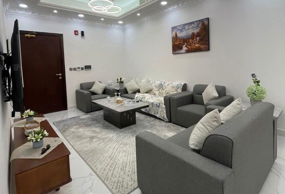 Luxurious 2bhk available@ al waab - 3