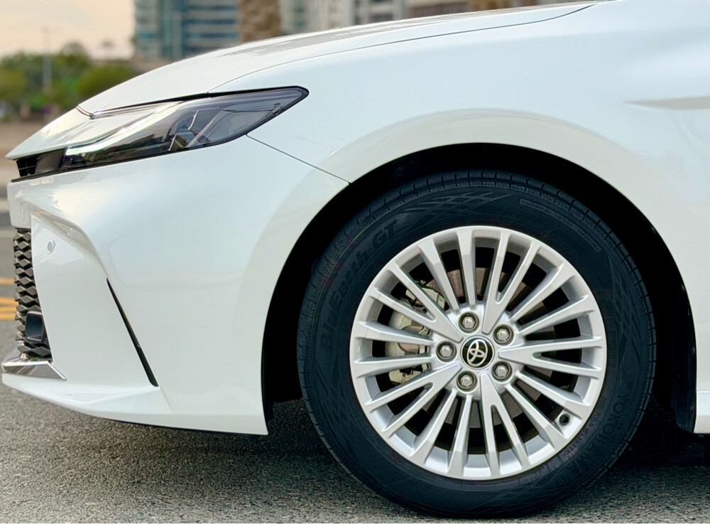 Toyota Camry GLE 2025 — photo 4 for sale in Qatar