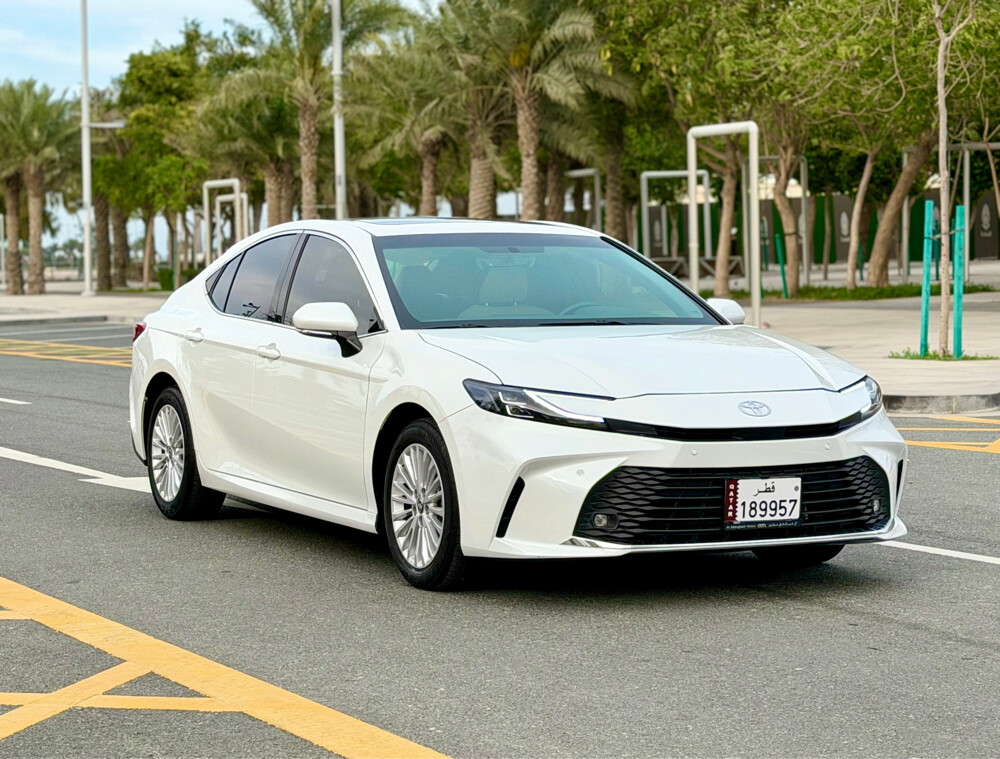 Toyota Camry GLE 2025 — photo 1 for sale in Qatar