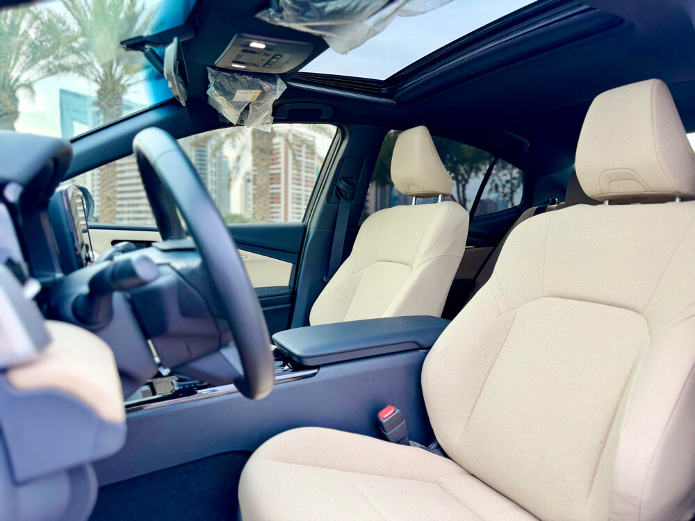 Toyota Camry GLE 2025 — photo 13 for sale in Qatar