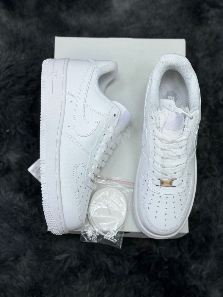 Nike shoes - 4