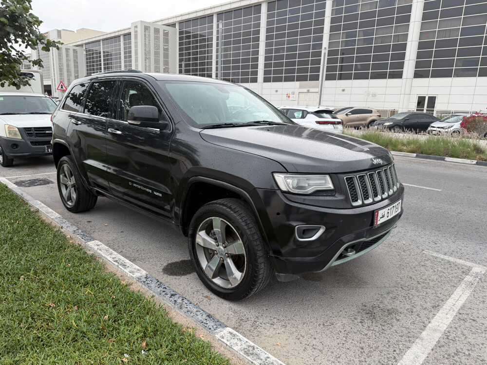 grand Cherokee over land 2014 — photo 1 for sale in Qatar