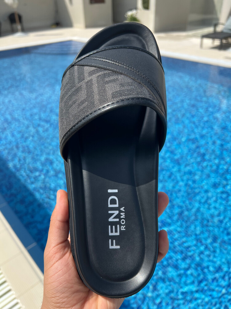 FENDI - 4