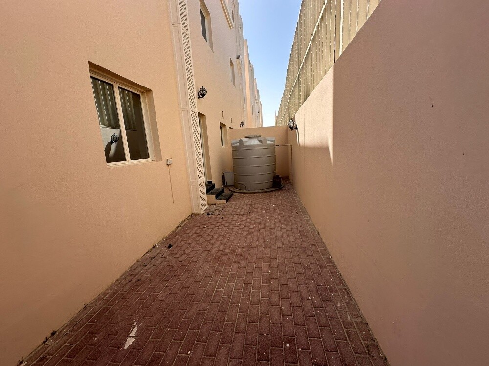 Villa 6bhk Unf / Umm Salal Ali - 9