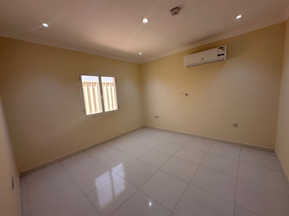 Villa 6bhk Unf / Umm Salal Ali - 16