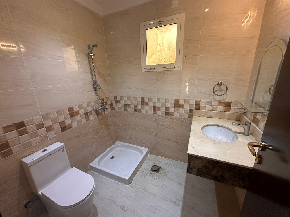 Villa 6bhk Unf / Umm Salal Ali - 12
