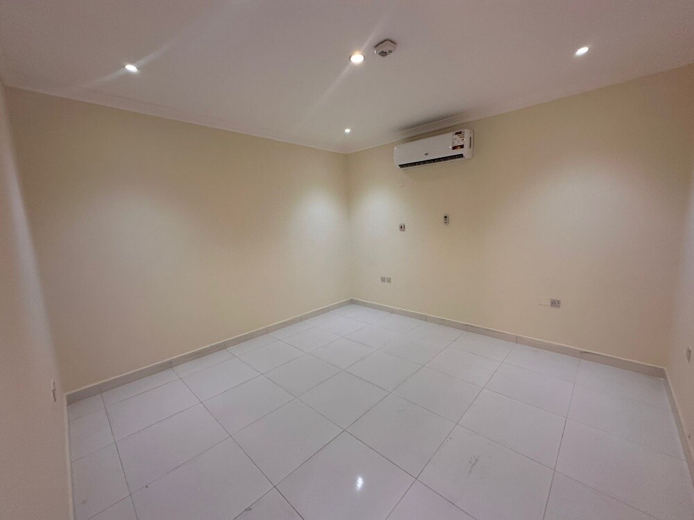 Villa 6bhk Unf / Umm Salal Ali - 14