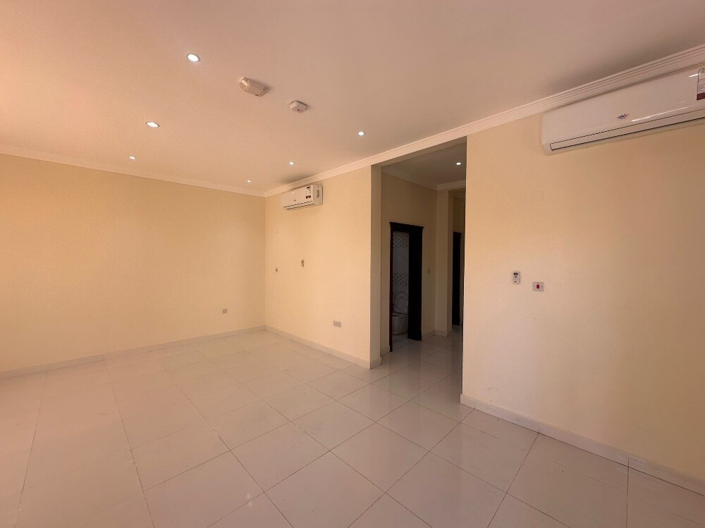 Villa 6bhk Unf / Umm Salal Ali - 3