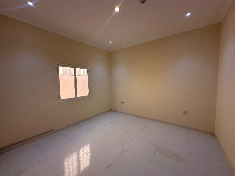 Villa 6bhk Unf / Umm Salal Ali - 11