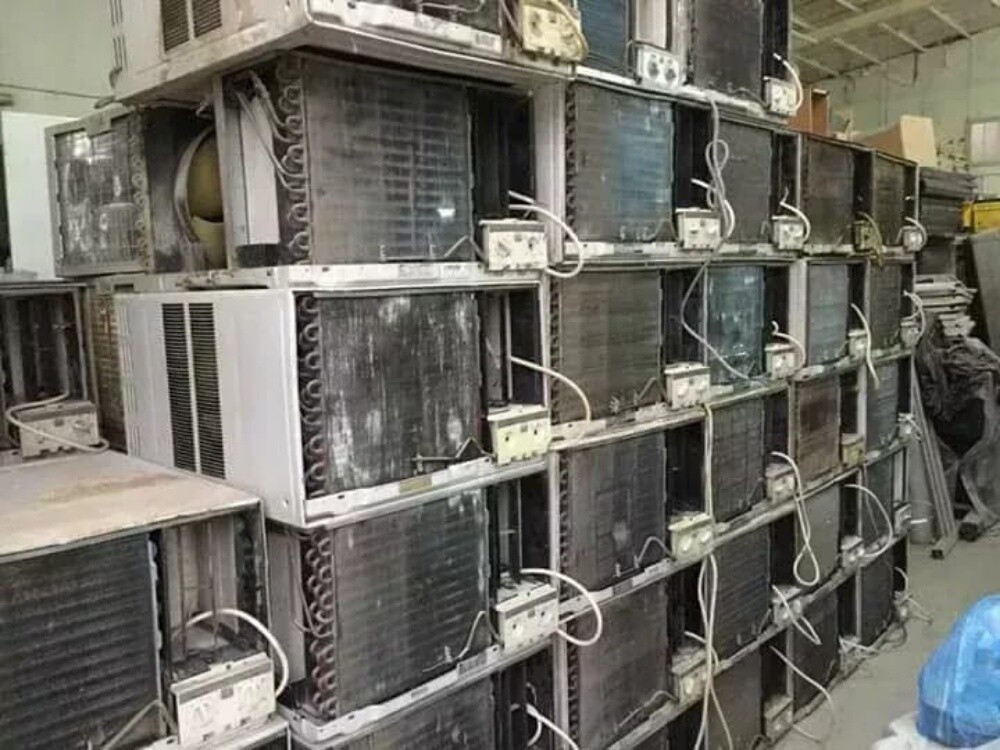 we are buying damage ac please - 1