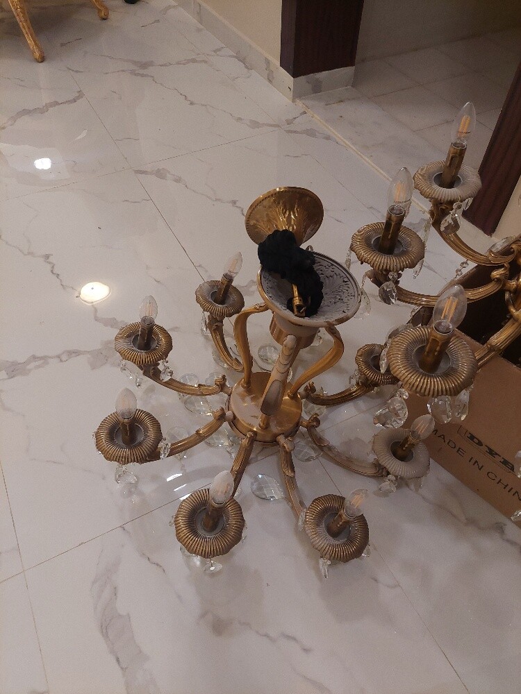 عدد ٢ ثريات معدن للبيع ١٠٠ ريال - 2