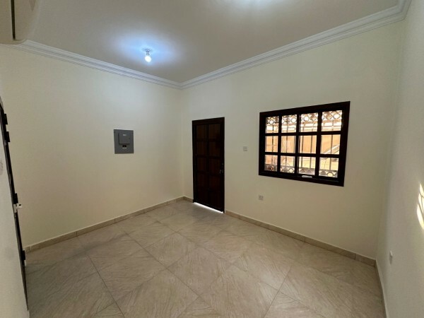 Small Studio in clean Area - 1