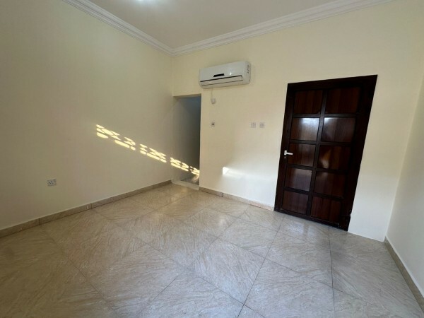 Small Studio in clean Area - 3