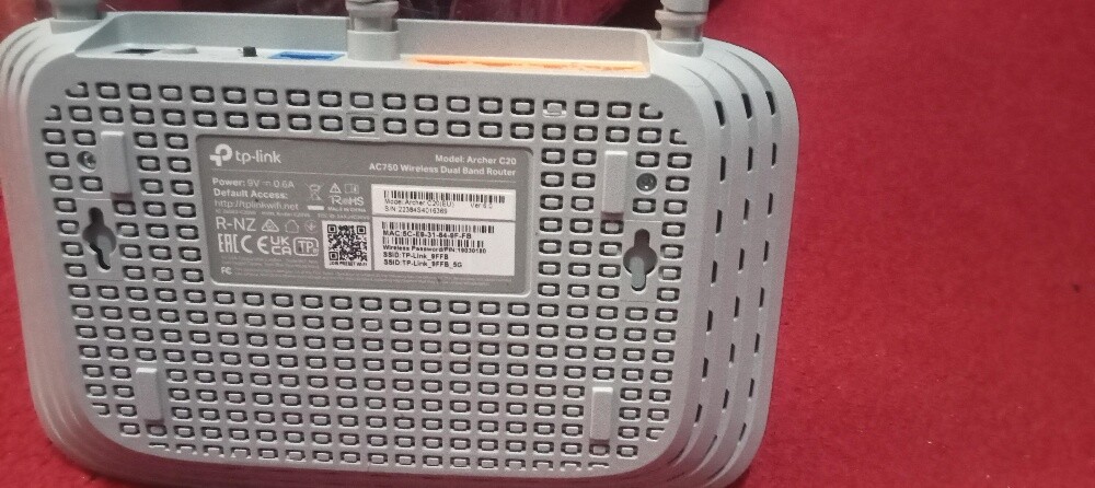 tp-link. Router - 2