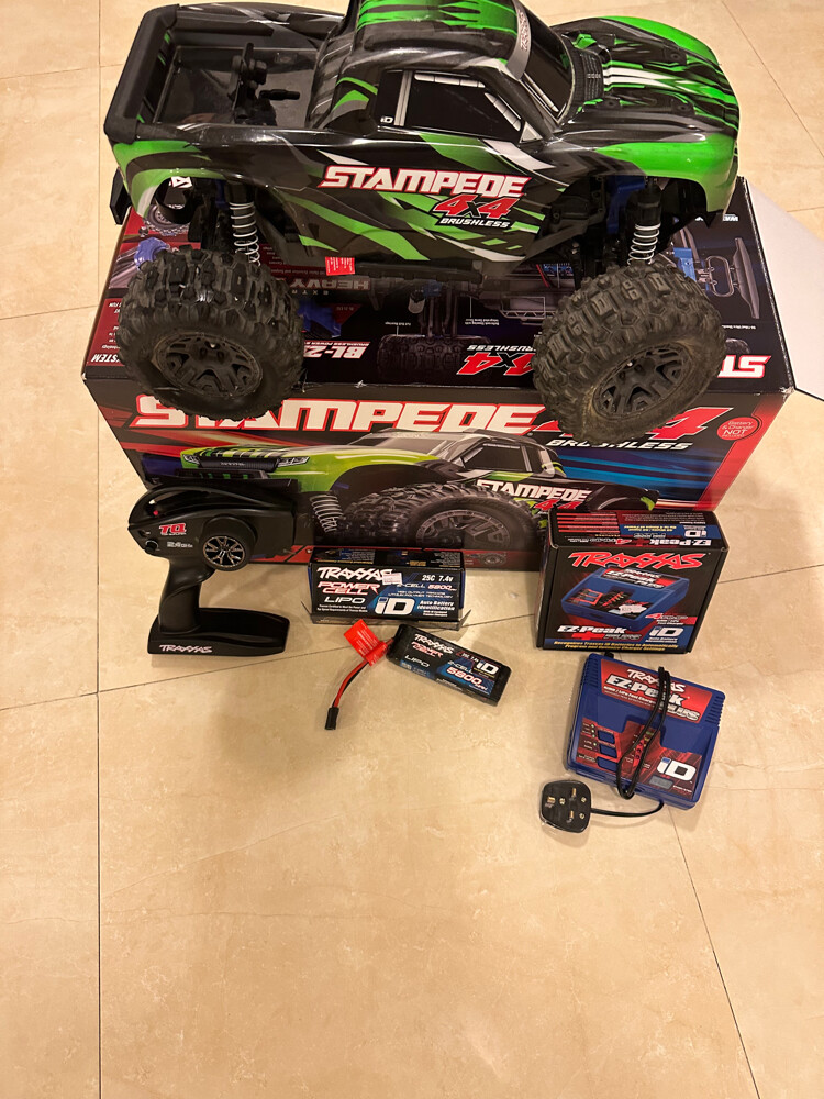traxxas stampede 4x4 - 1