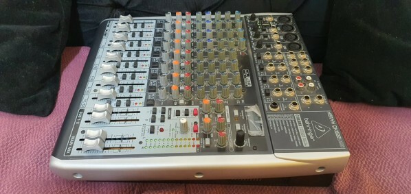 Behringer Xenyx X1622USB Mixer - 5