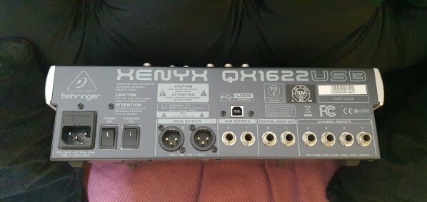 Behringer Xenyx X1622USB Mixer - 2