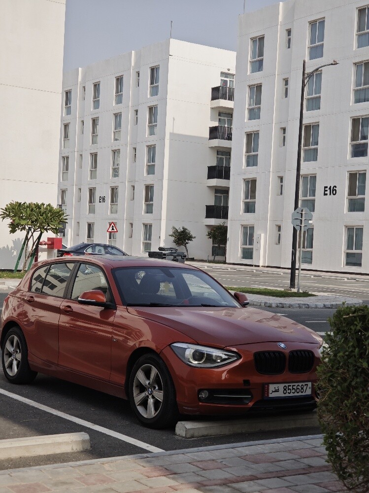BMW 118I - 1