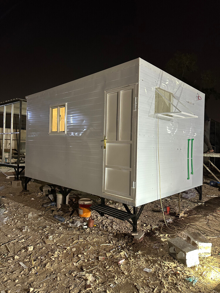  cabin kitchen & toilet low  - 5