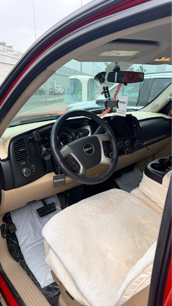 GMC Sierra - 13