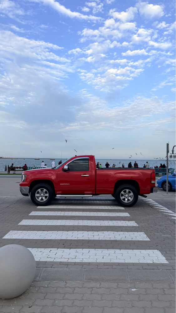 GMC Sierra - 2