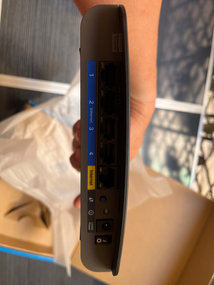 linksys N600 perfect condition - 8