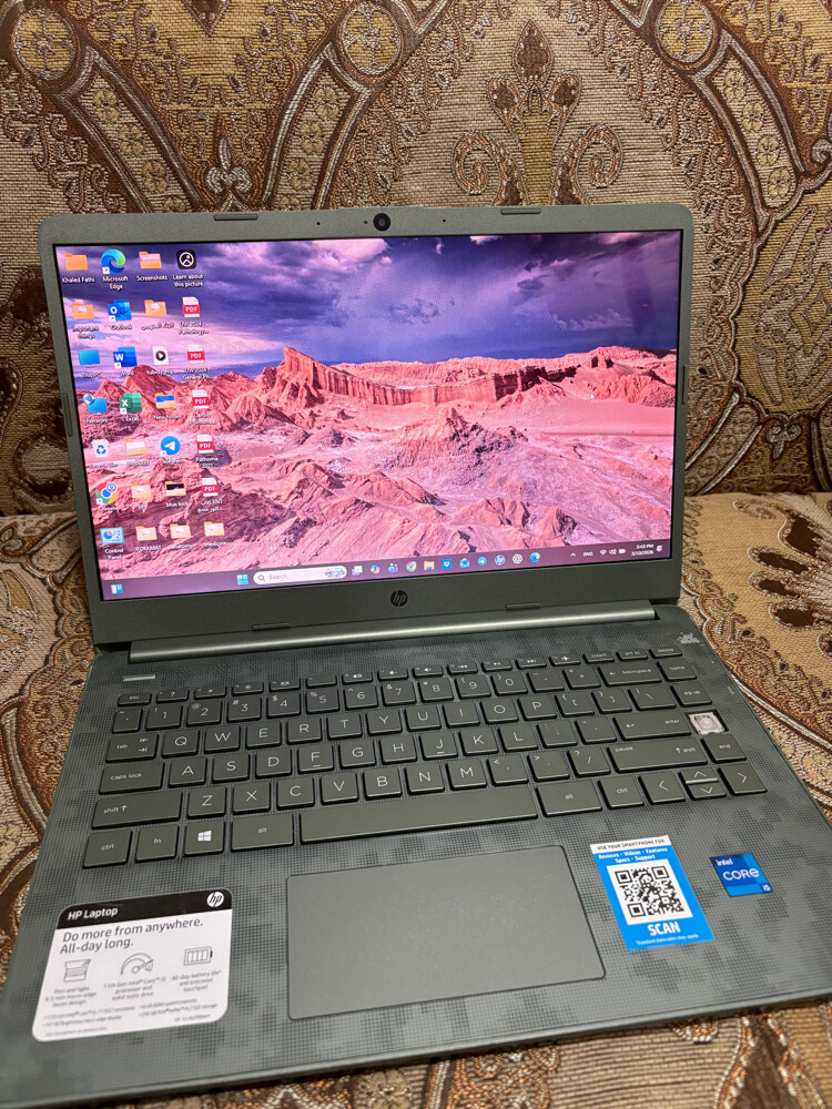 good laptop hp with charger - 1