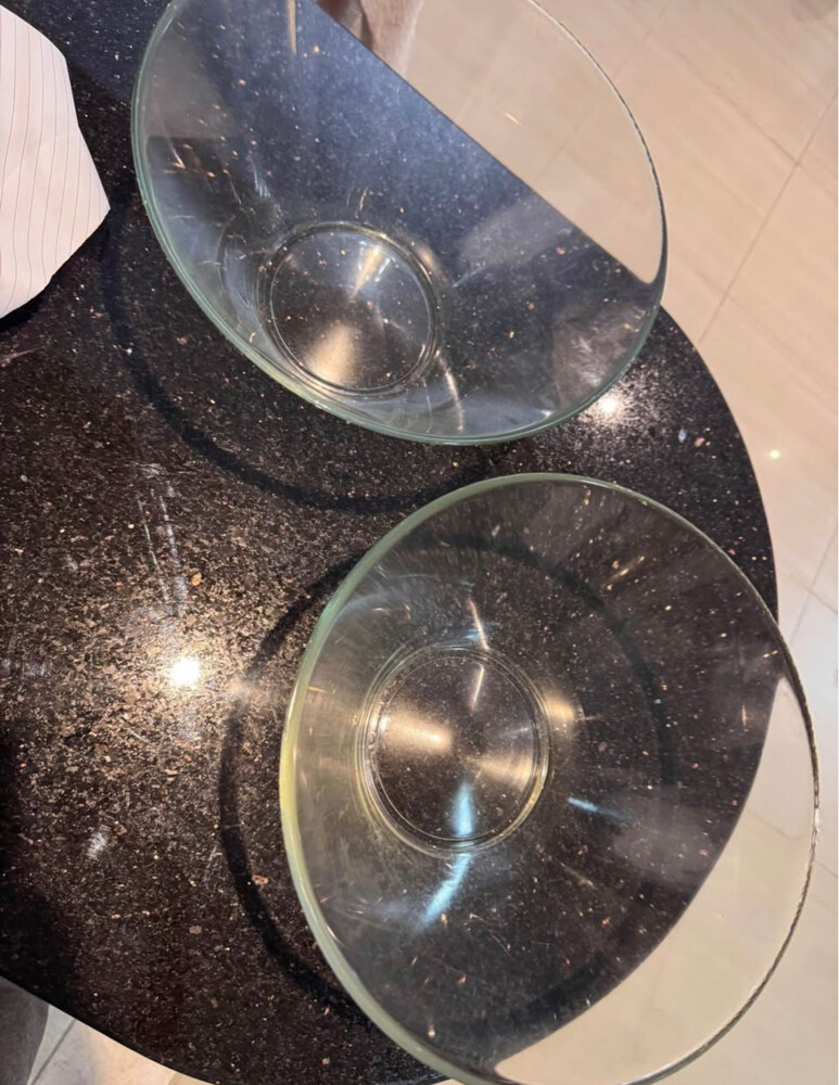 2 salad bowls - 1