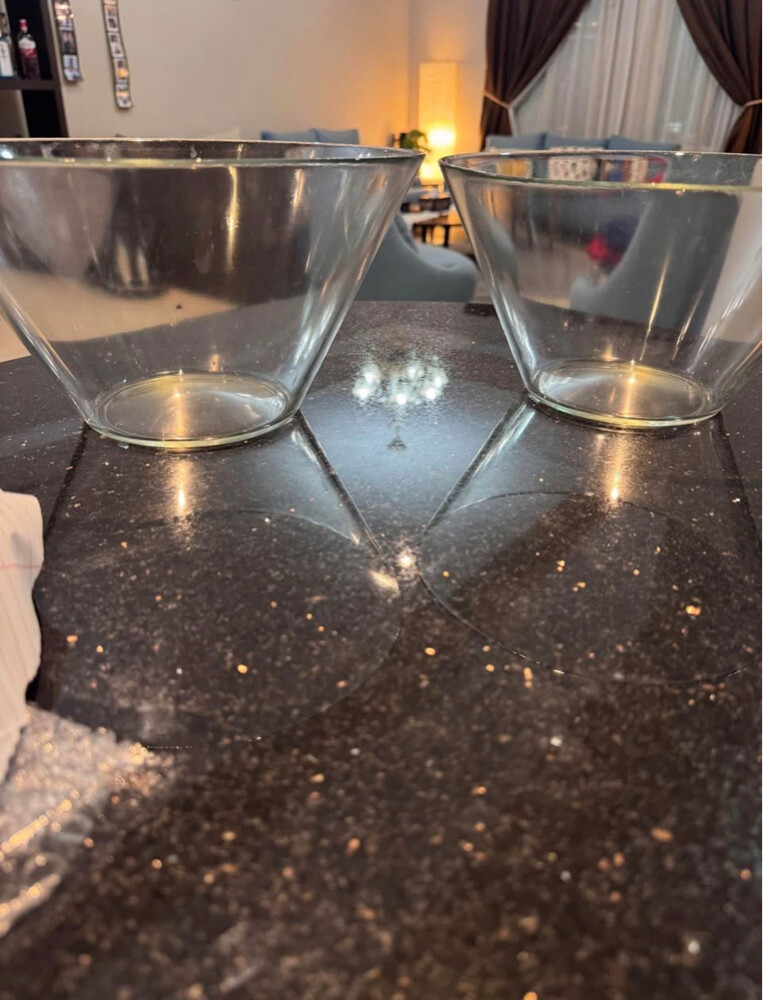 2 salad bowls - 3