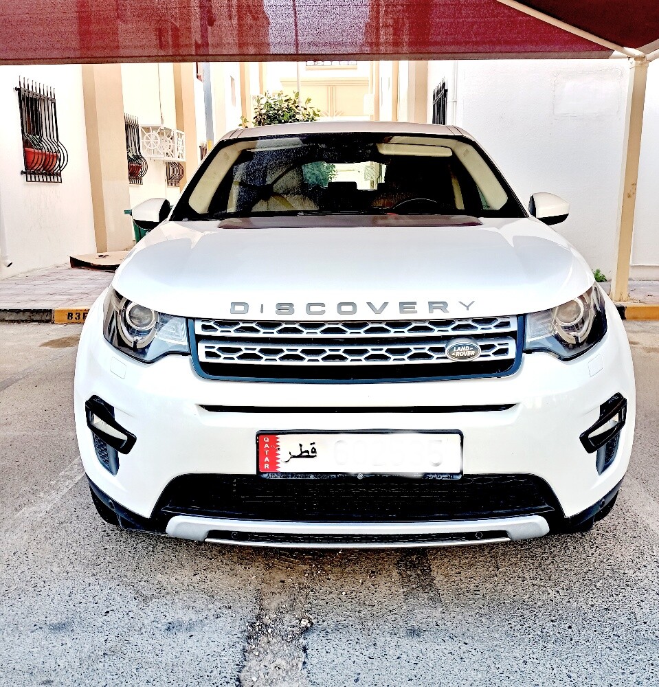 Neat and Clean Discovery Sport — photo 2 for sale in Qatar