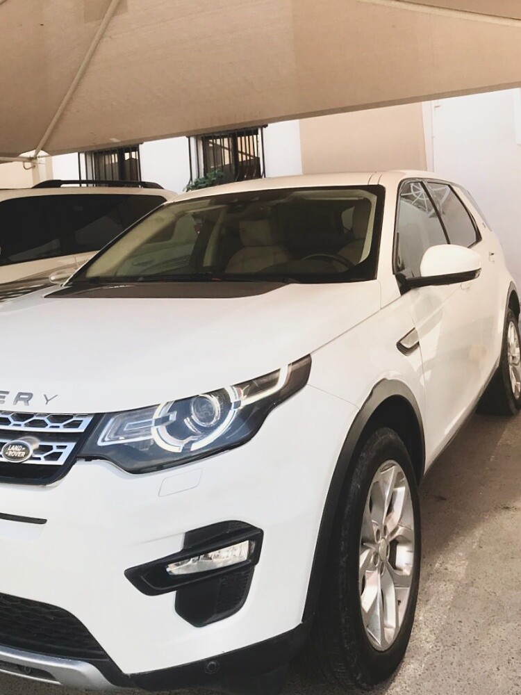 Neat and Clean Discovery Sport — photo 9 for sale in Qatar