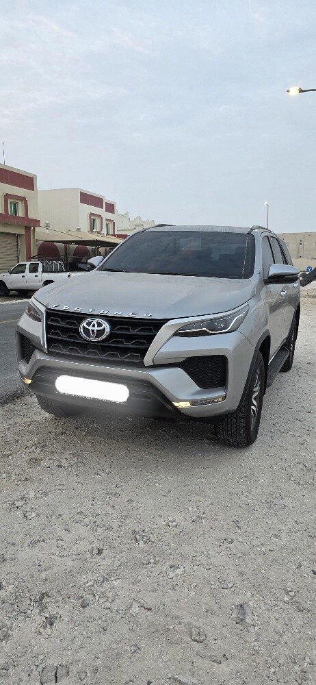 Toyota Fortuner 2025 - 1