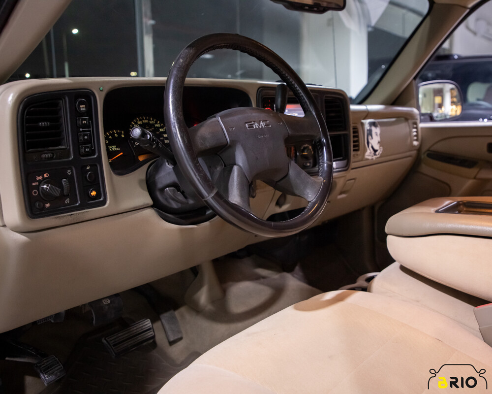 For Sale GMC Sierra 2006 — photo 7 for sale in Qatar