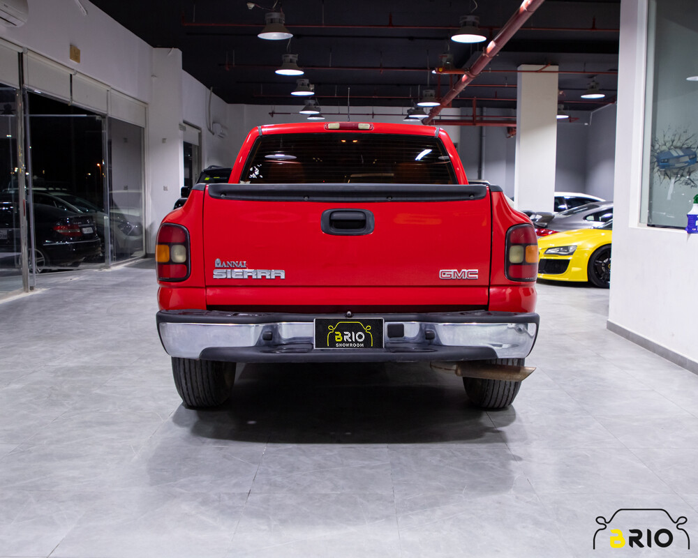 For Sale GMC Sierra 2006 — photo 3 for sale in Qatar