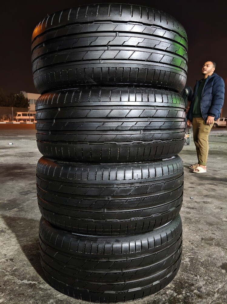 255/40/19 Rare 245/40/19 Font - 1
