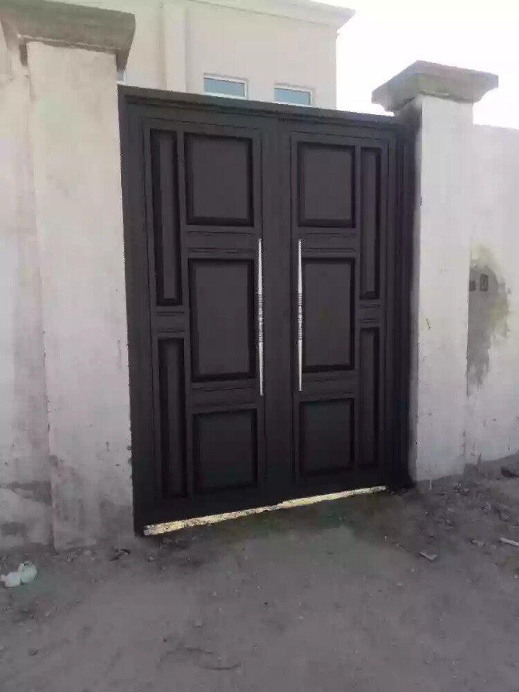 نقوم بجميع اعمال الحدادة
تركيب ا - 2