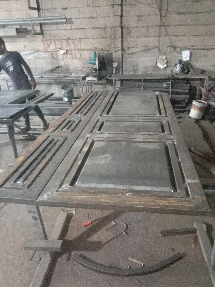 نقوم بجميع اعمال الحدادة تركيب ا - 11